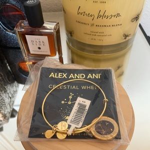 BRAND NEW Alex and Ani Bangle Bracelet